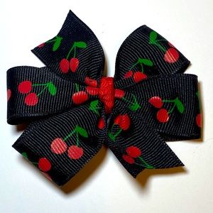 Pinup hair bows